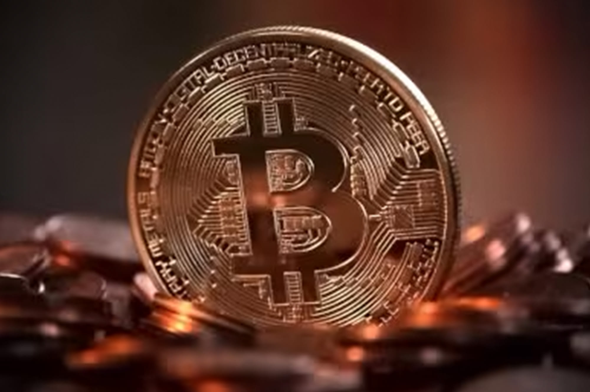 Funds take a stand on crypto as bitcoin hits record highs - Super Review